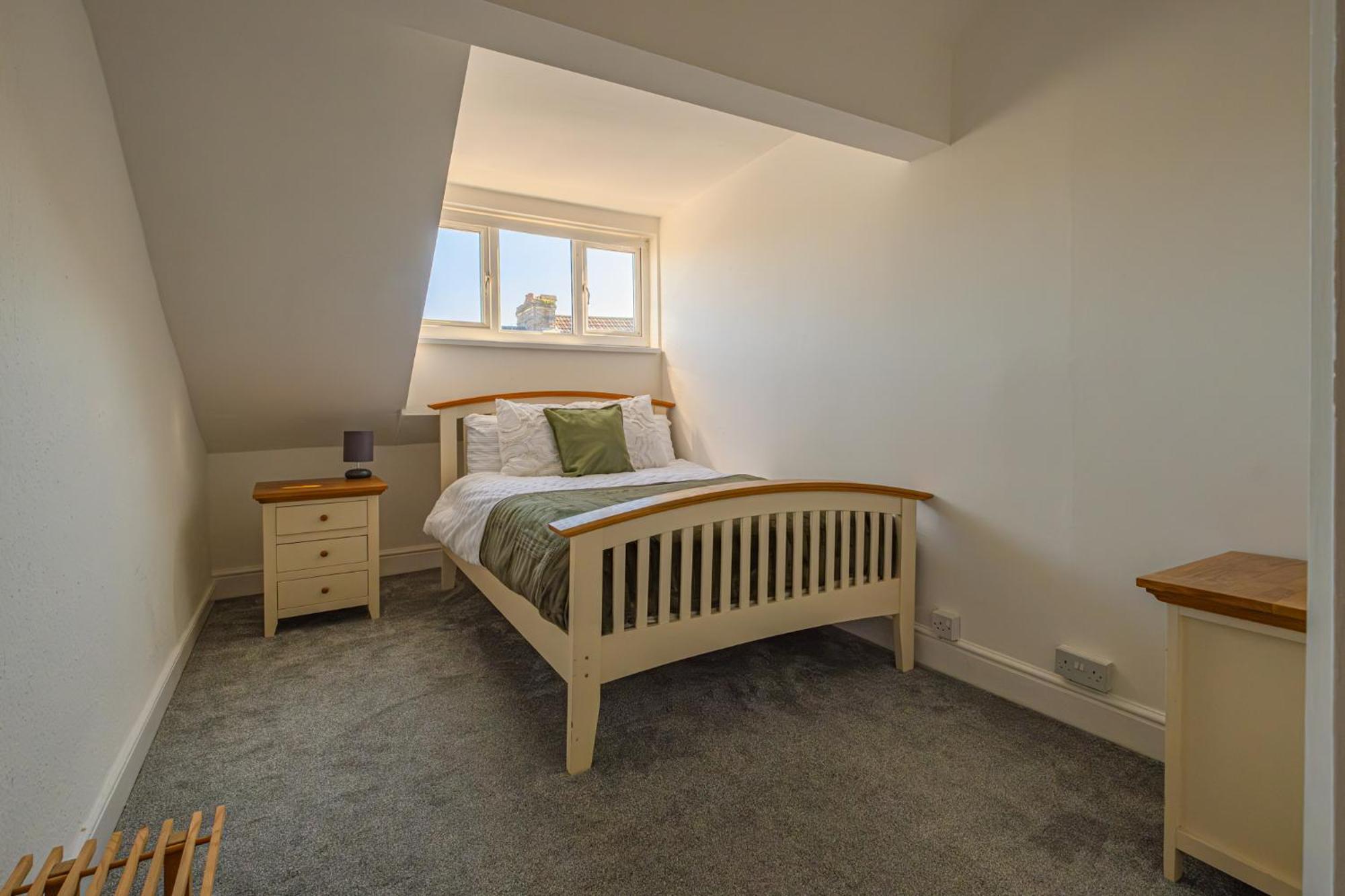 Castleview Coastal Comfort With 2 Parking Spaces Oystermouth 외부 사진